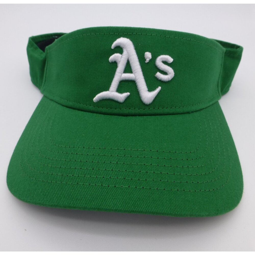 NWOT  Oakland A's Viser (White Logo)